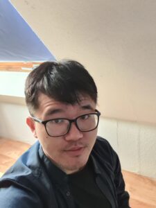 Chin-Huang Lee